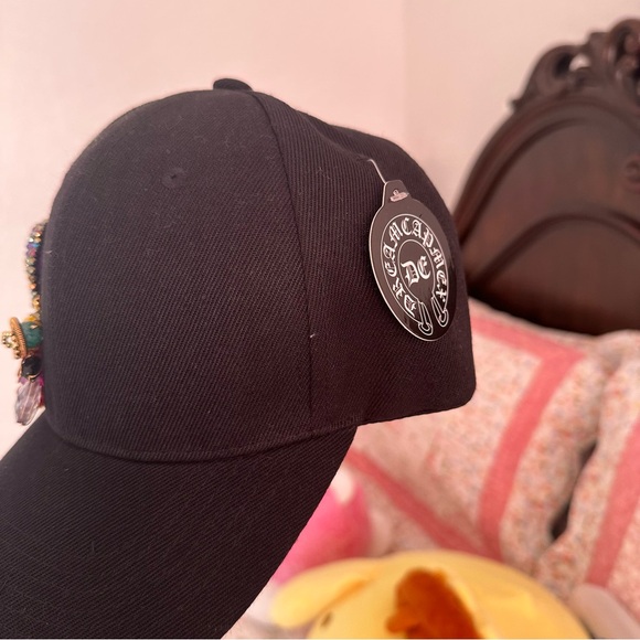 Decorative Cap - Picture 6 of 7